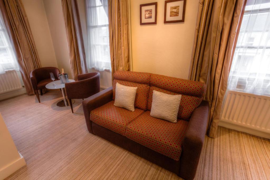 Strangford Arms Hotel Newtownards Dış mekan fotoğraf