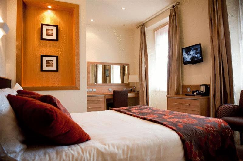 Strangford Arms Hotel Newtownards Dış mekan fotoğraf
