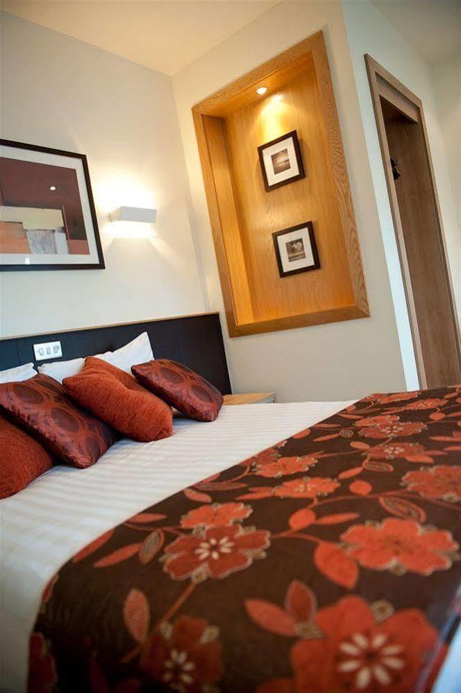 Strangford Arms Hotel Newtownards Dış mekan fotoğraf